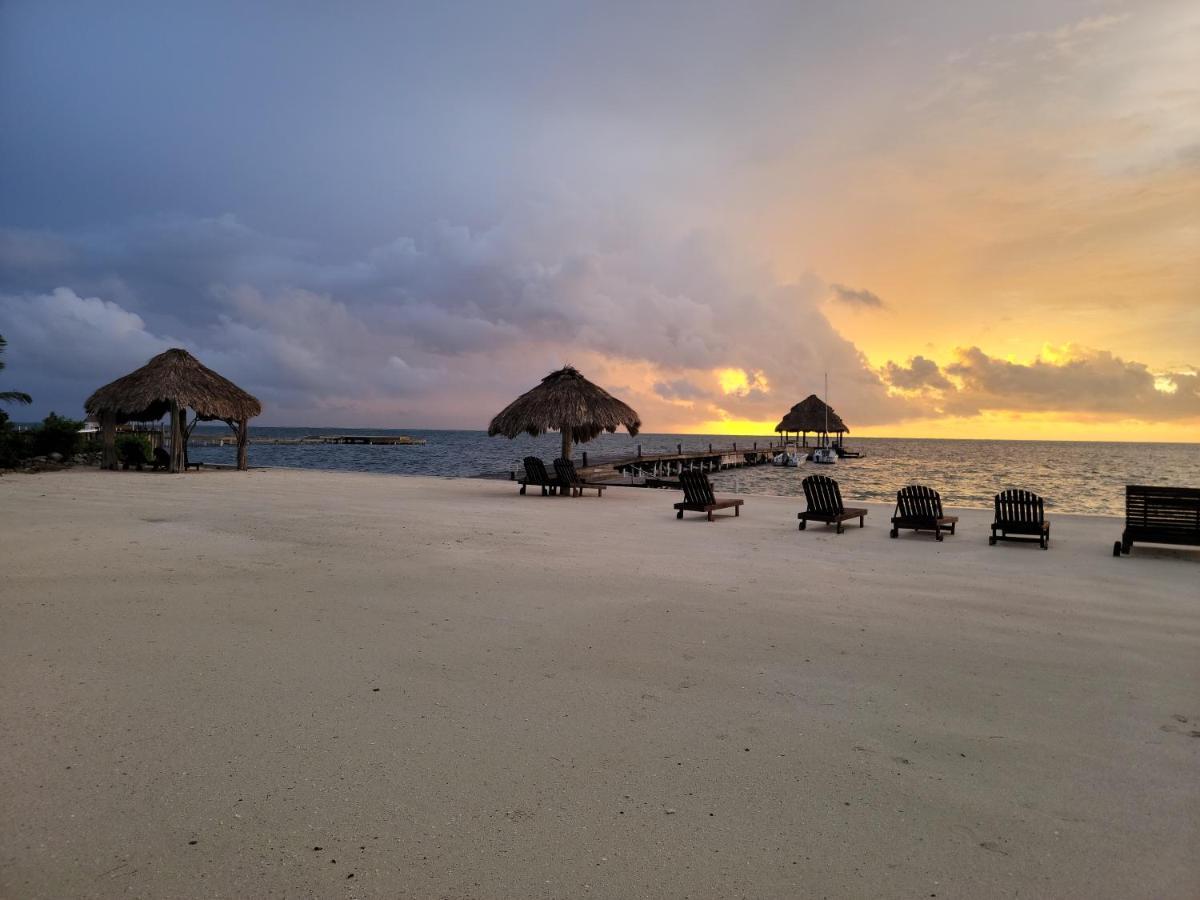 Xanadu Island Resort San Pedro  Eksteriør billede